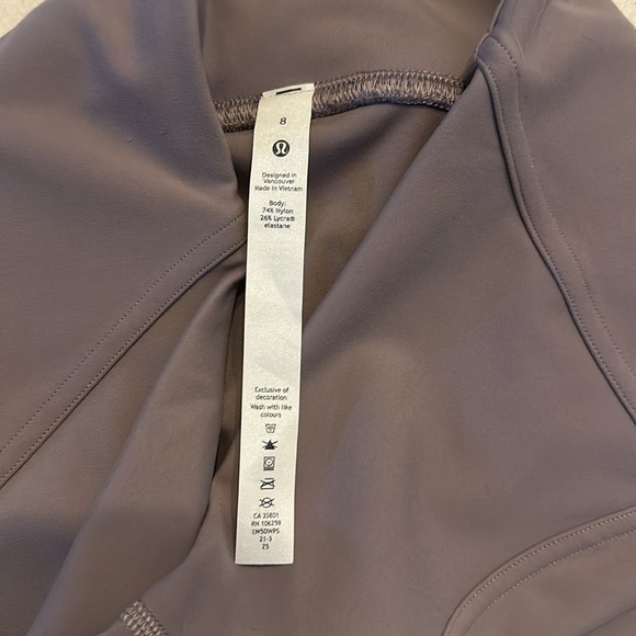 Lululemon Instill HR Tight 8 NWOT - Picture 6 of 6